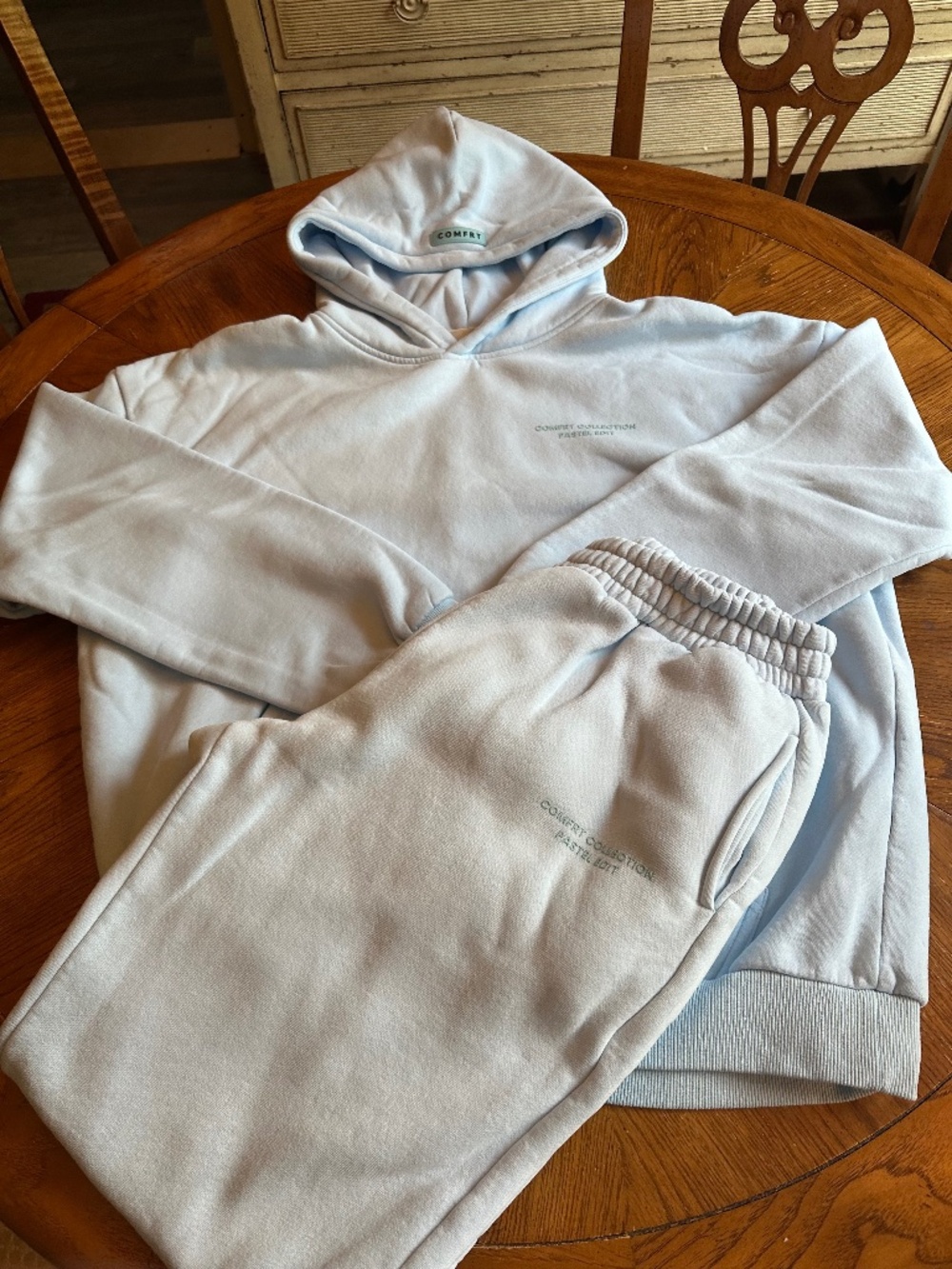 Comfrt “Pastel Edit” Matching Hoodie & Sweatpants Set | Baby Blue | XL/L
